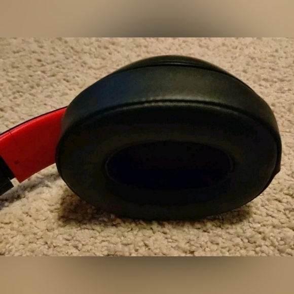 Open Box Brand New Never Used Dre Beats Studio 3 Over Ear Noise Canceling - Picture 4 of 7